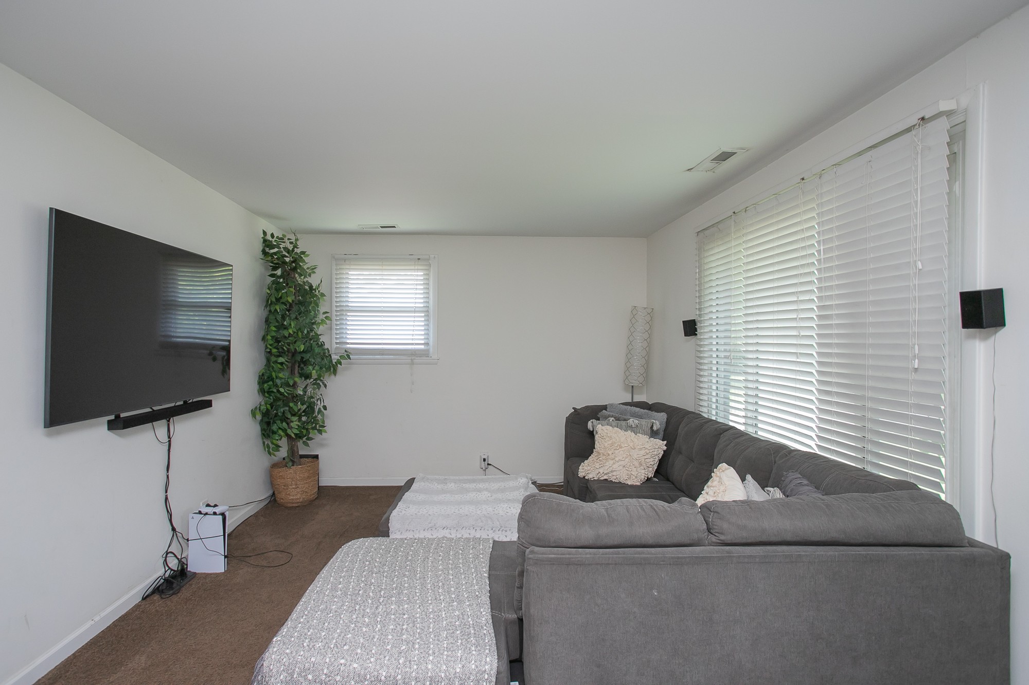 1236 Briarville Road Madison, TN 37115 - Photo 4 of 18 Gallery Image 4