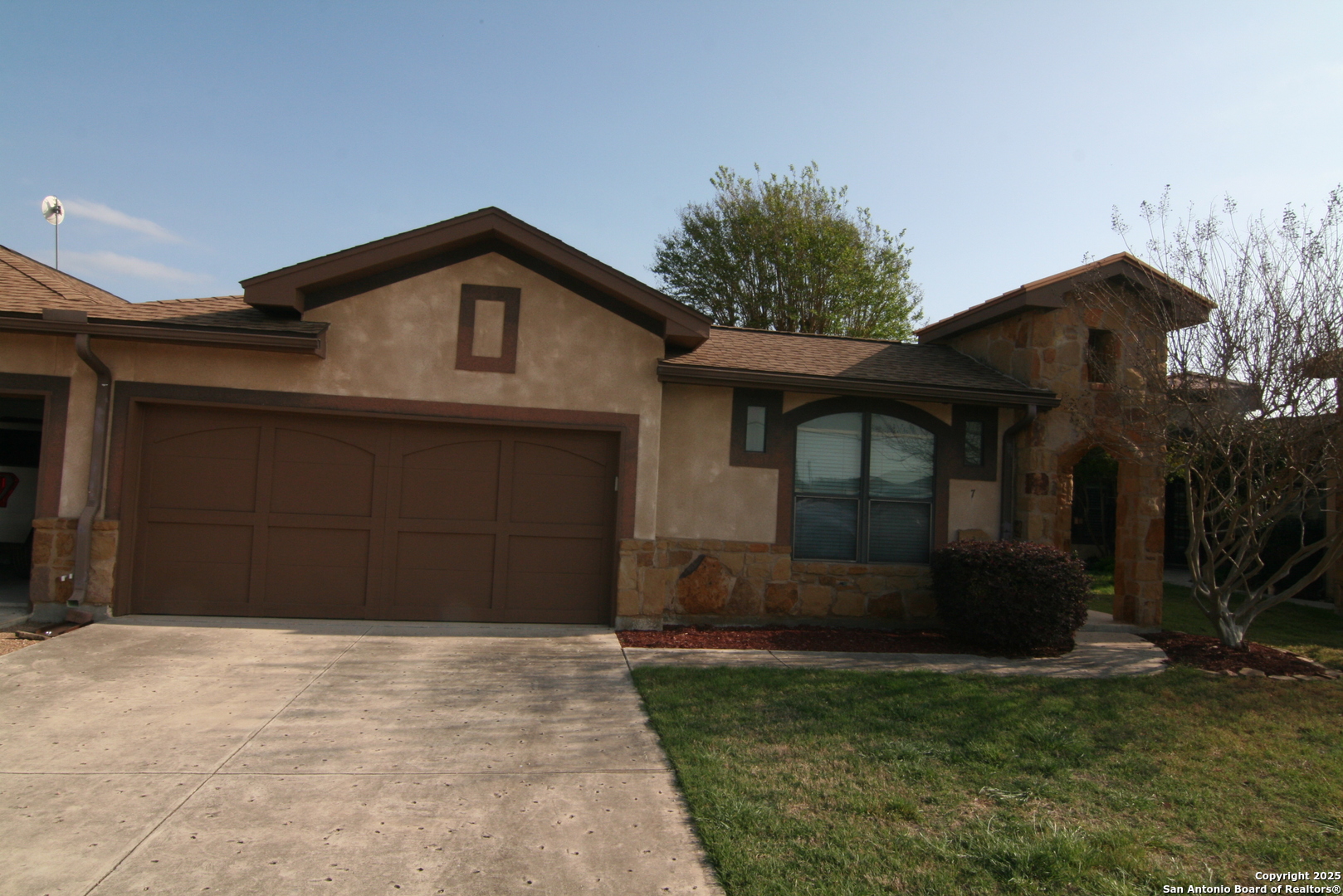 130 Pr 4625, Unit 7 Castroville, TX 78009 - Photo 1 of 17