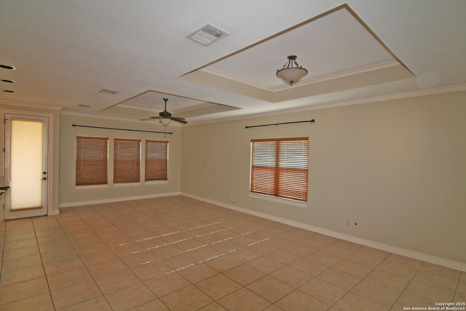 130 Pr 4625, Unit 7 Castroville, TX 78009 - Photo 7 of 17
