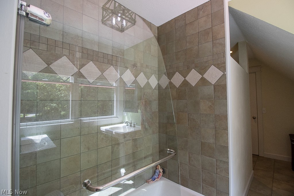 6037 Ireland Road Windsor, OH 44099 - Photo 23 of 34