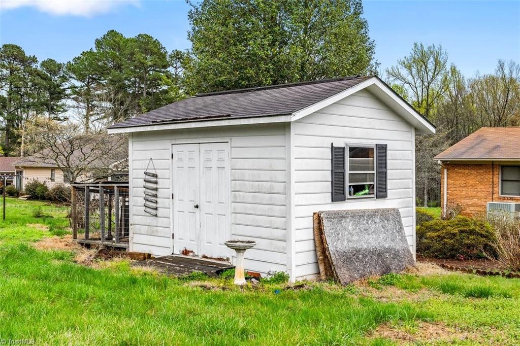 56 North Hillcrest Road Siler City, NC 27344 - Photo 18 of 19