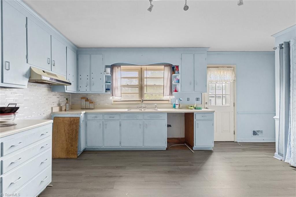 56 North Hillcrest Road Siler City, NC 27344 - Photo 6 of 19