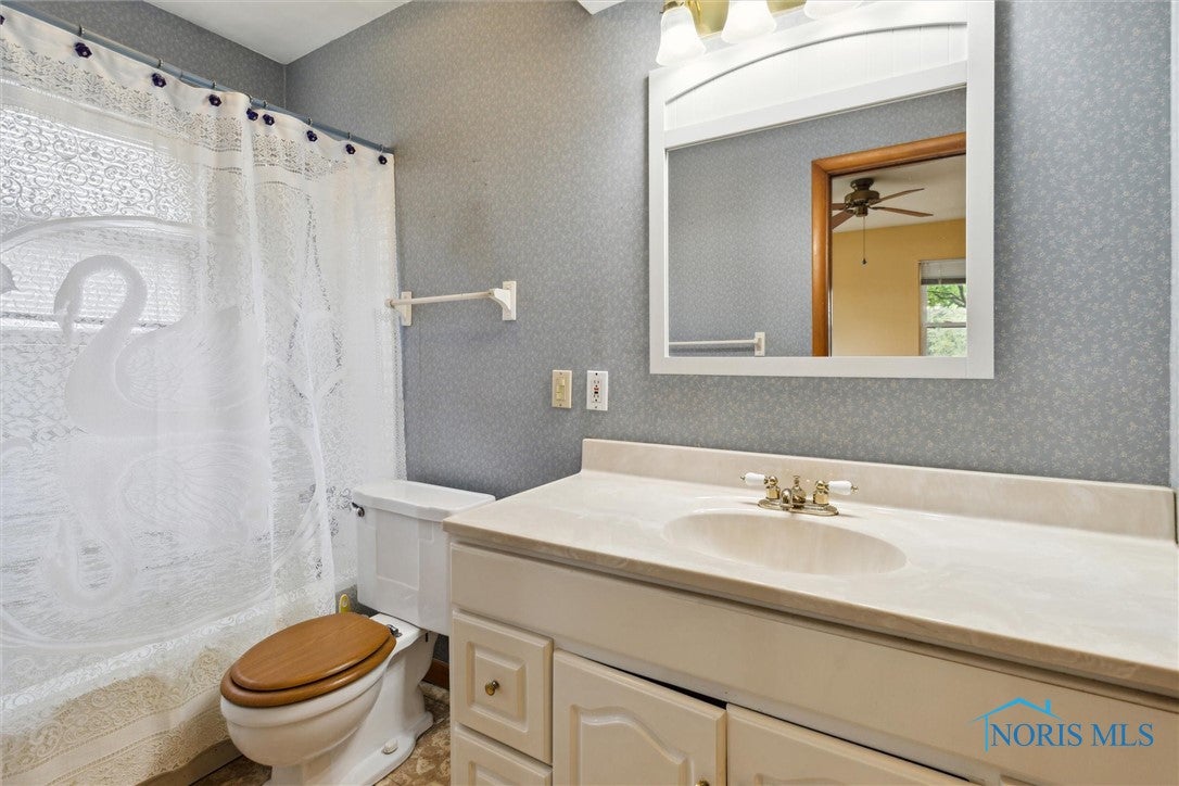 1772 East Benwick Road Toledo, OH 43613 - Photo 24 of 33 Gallery Image 24