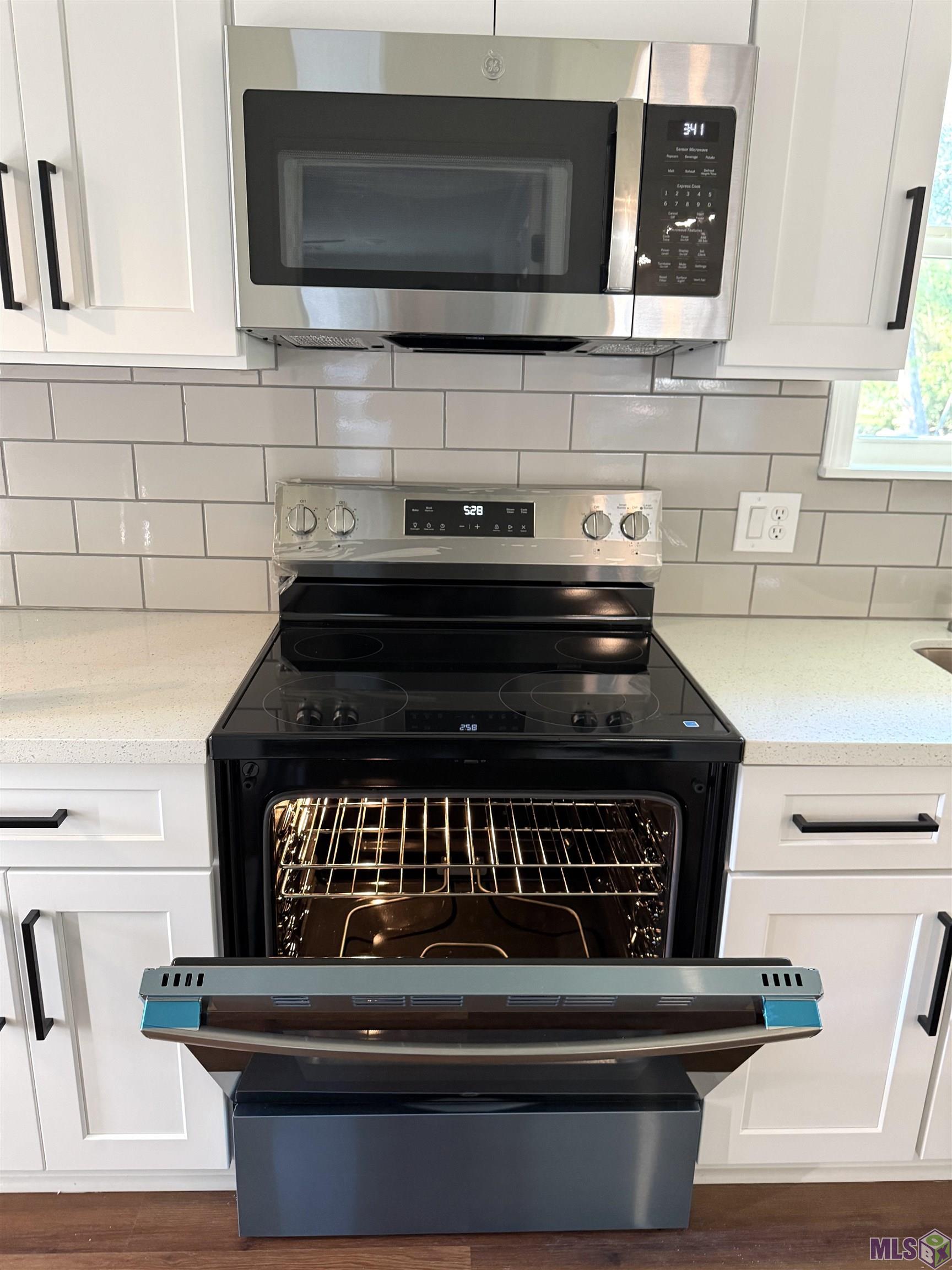 1895 Potwin Drive Baton Rouge, LA 70810 - Photo 6 of 32