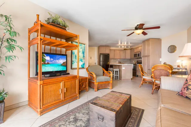 $675,000 | 938 South Kihei Road, Unit 403, Kihei, HI 96753