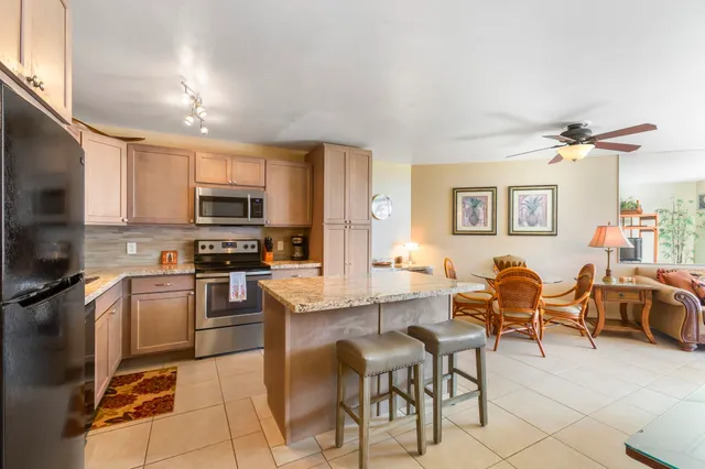$675,000 | 938 South Kihei Road, Unit 403, Kihei, HI 96753