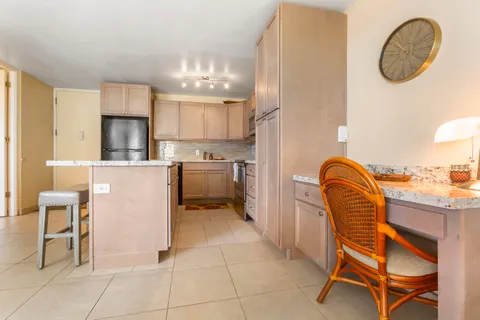 $675,000 | 938 South Kihei Road, Unit 403, Kihei, HI 96753