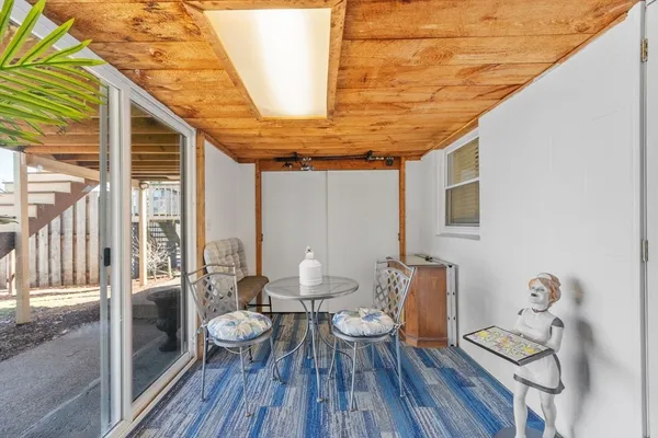 $709,900 | 469 Lake Avenue, Worcester, MA 01604