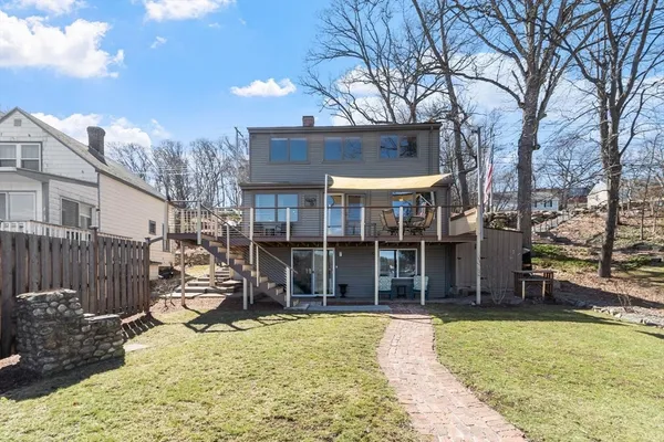 $709,900 | 469 Lake Avenue, Worcester, MA 01604