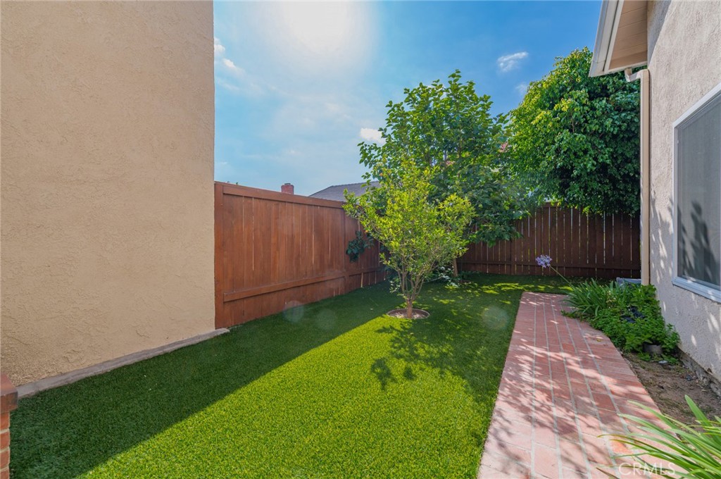 9 Calandria Irvine, CA 92620 - Photo 31 of 35