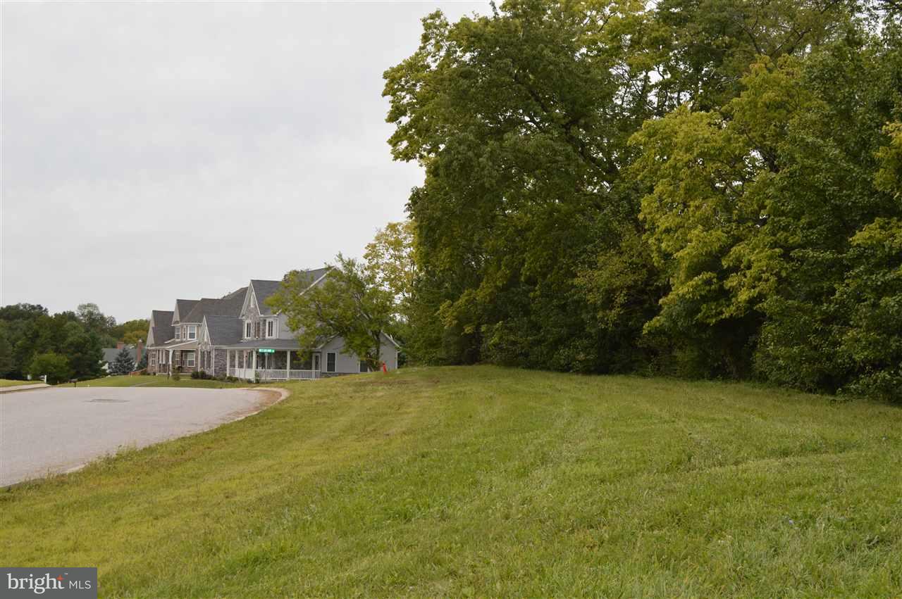 951 Bedford Road, Unit 118 York, PA 17404 - Photo 12 of 15 Gallery Image 12