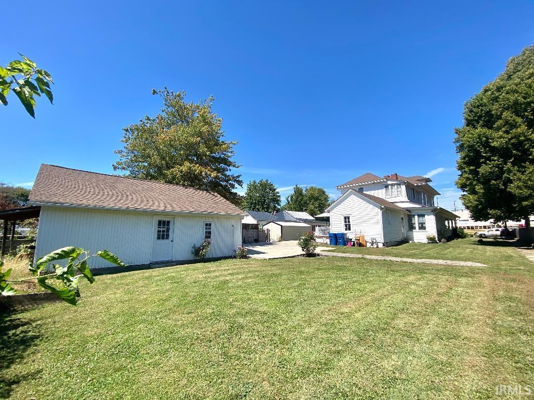 21 West Mechanic Street Bloomfield, IN 47424 - Photo 8 of 36