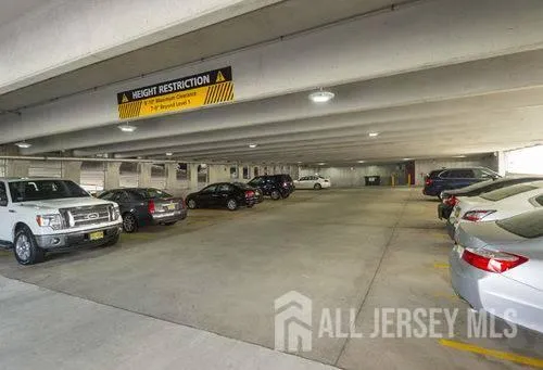 $2,050 | 88 Roosevelt Avenue, Unit 404, Carteret, NJ 07008