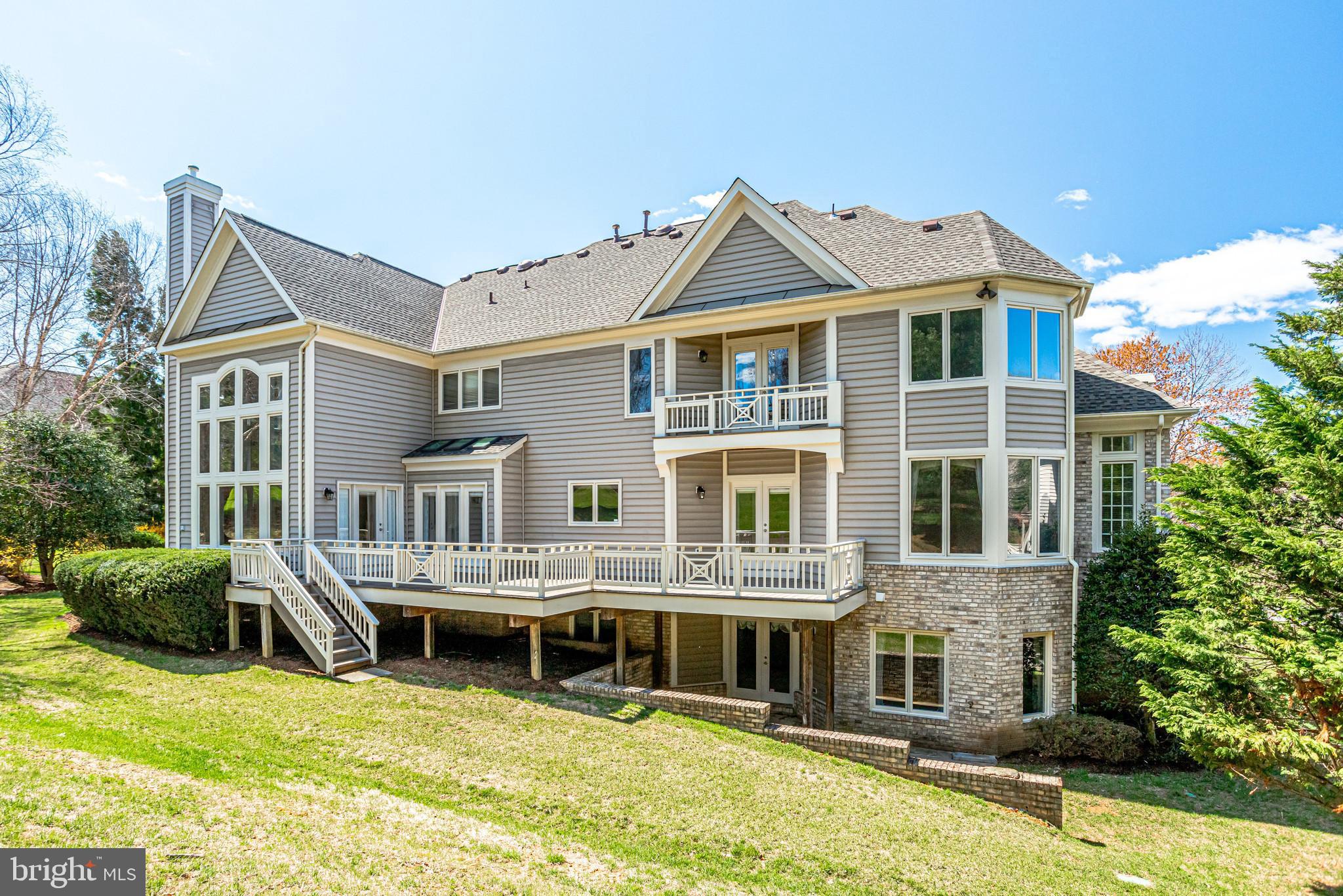 11264 Stones Throw Drive Reston, VA 20194 - Photo 8 of 10 Gallery Image 8