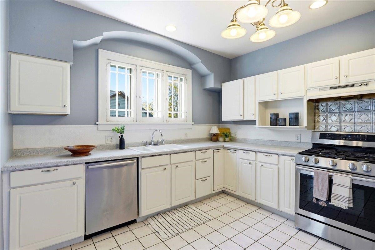 115 6th Avenue Baraboo, WI 53913 - Photo 15 of 66