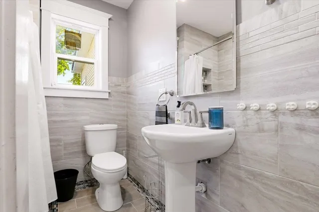 $285,000 | 115 6th Avenue, Baraboo, WI 53913