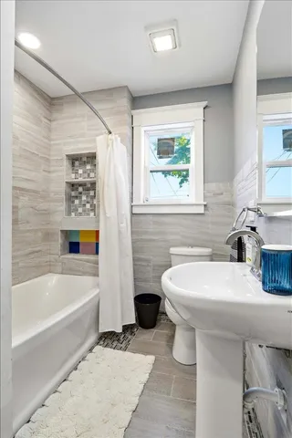 $285,000 | 115 6th Avenue, Baraboo, WI 53913