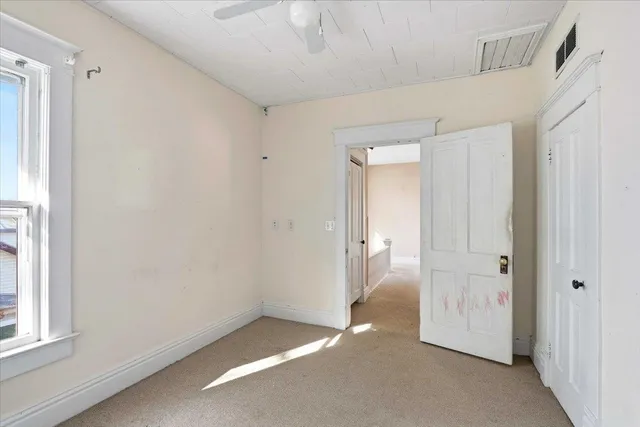 $285,000 | 115 6th Avenue, Baraboo, WI 53913