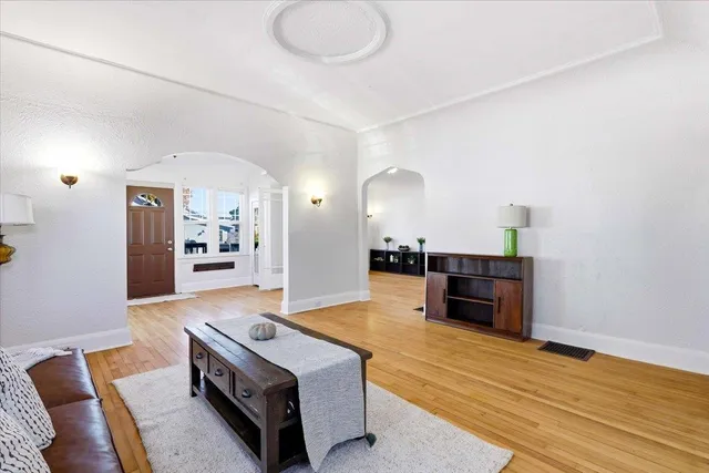 $285,000 | 115 6th Avenue, Baraboo, WI 53913