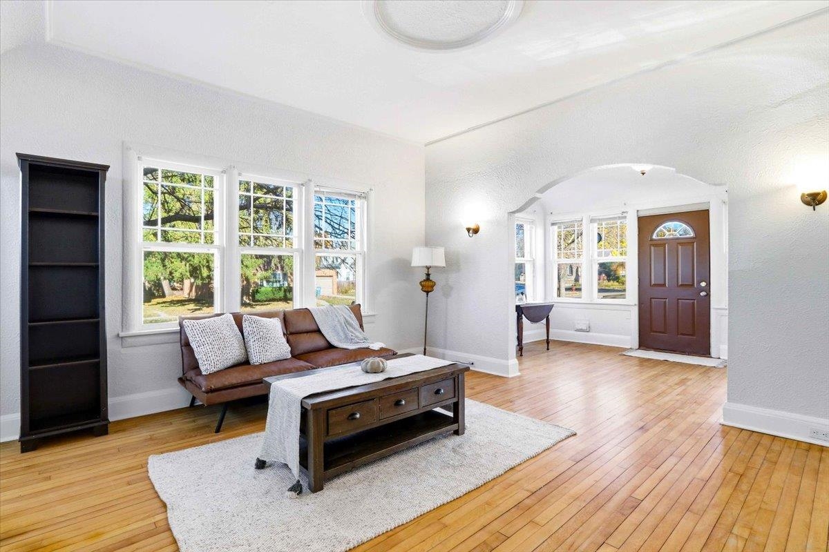 115 6th Avenue Baraboo, WI 53913 - Photo 9 of 66