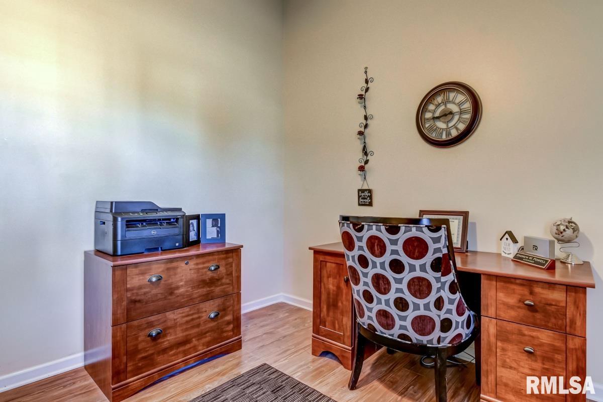 3724 Castle Hill Boulevard Springfield, IL 62712 - Photo 23 of 35 Gallery Image 23