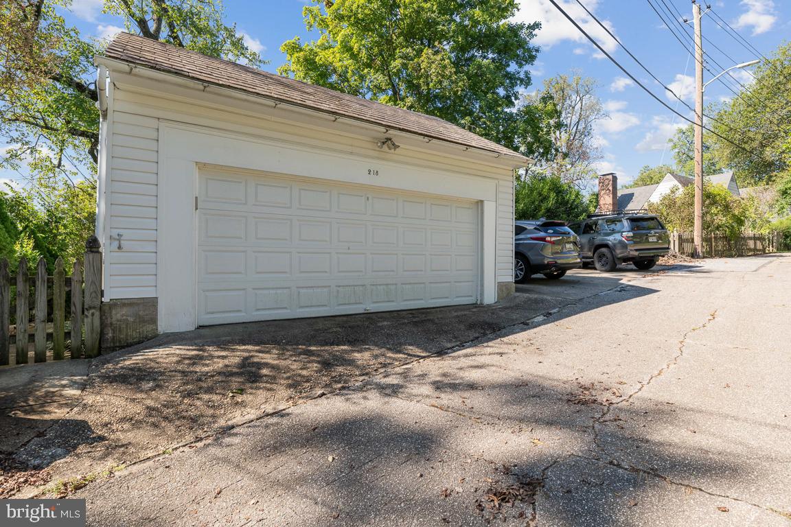 218 Tunbridge Road Baltimore, MD 21212 - Photo 48 of 55 Oversized 2-car garage and 2-car parking pad