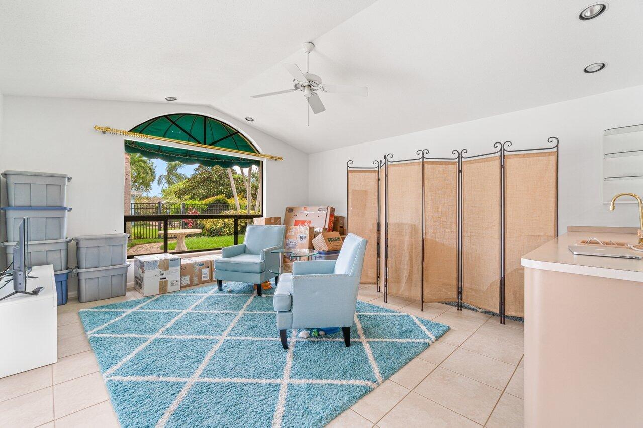 1350 Southwest 13th Place Boca Raton, FL 33486 - Photo 10 of 27 Family room