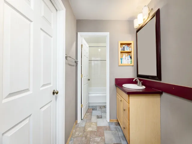 a picture of building with yard