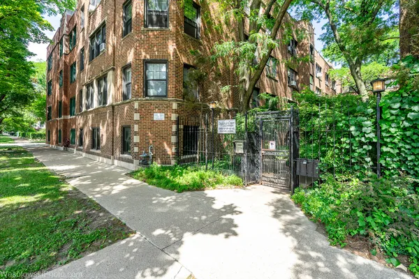 $3,500 | 5459 South Ingleside Avenue, Unit 2N, Chicago, IL 60615