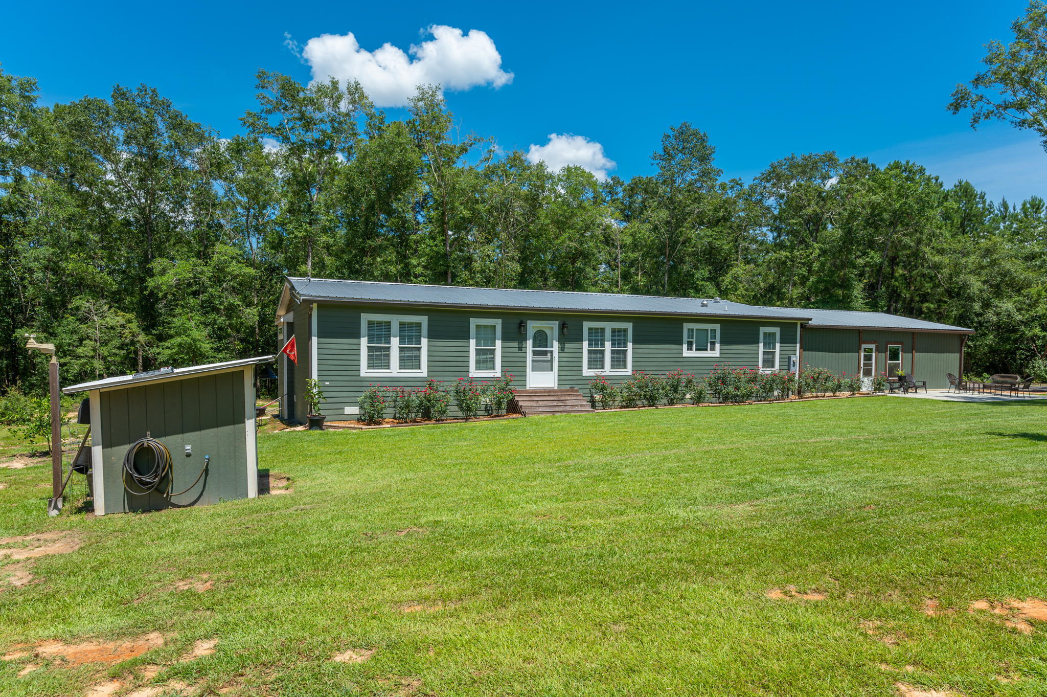 3-web-or-mls-215 Padgett Rd Exterior-5