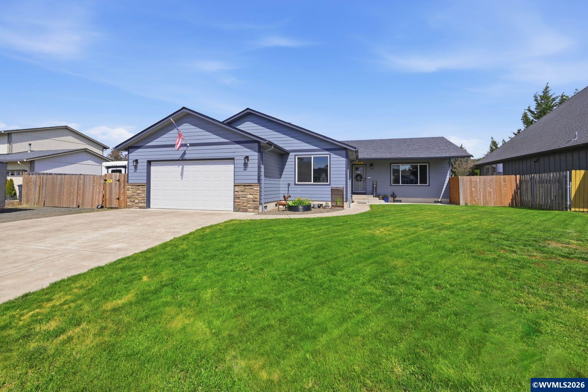 38599 Filbert Street Scio, OR 97374 - Photo 3 of 37