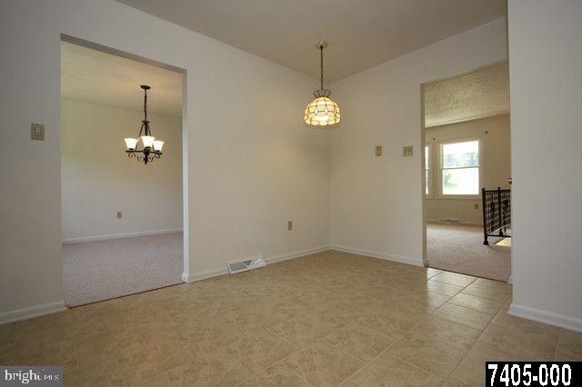 1821 Northview Road York, PA 17406 - Photo 3 of 25 Gallery Image 3