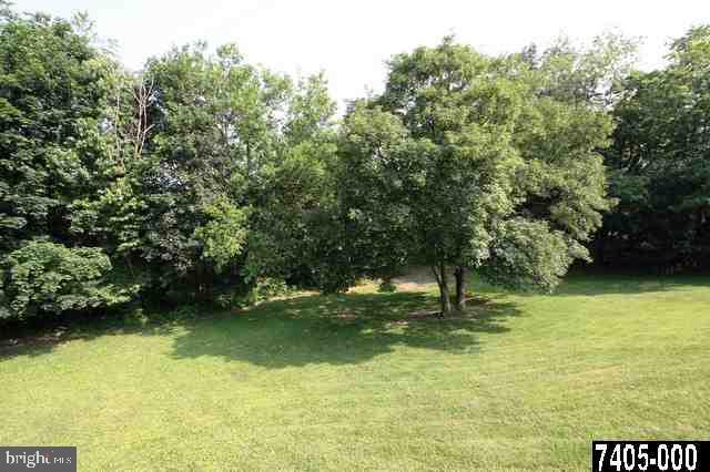 1821 Northview Road York, PA 17406 - Photo 24 of 25 Gallery Image 24