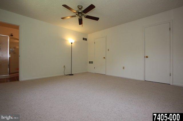 1821 Northview Road York, PA 17406 - Photo 9 of 25 Gallery Image 9