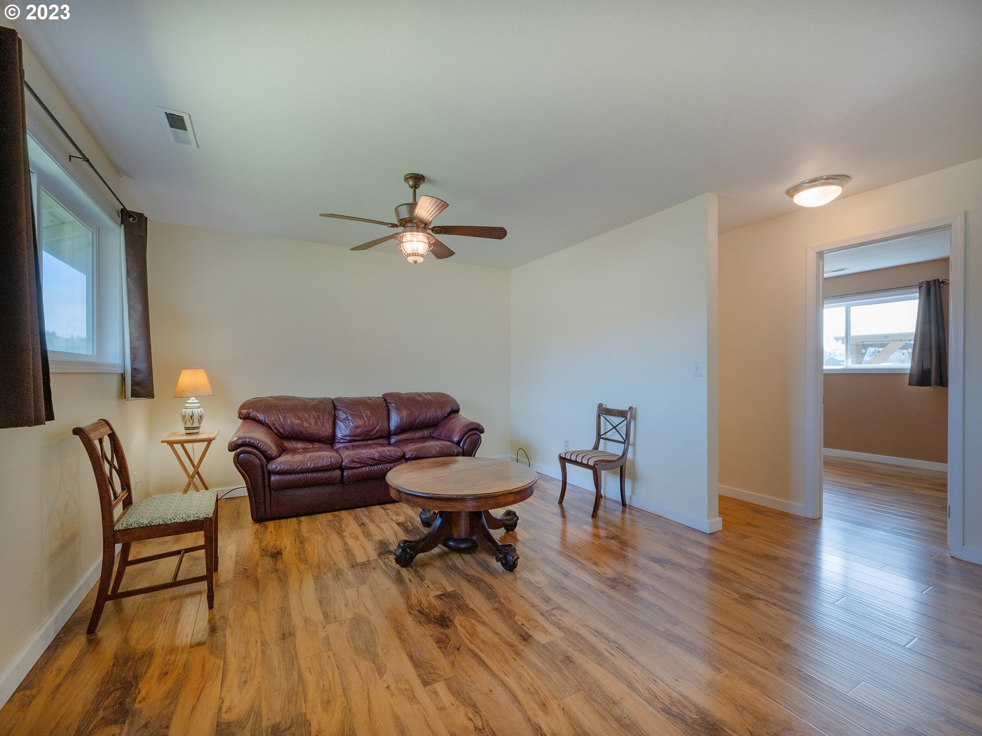 28104 Crow Road Eugene, OR 97402 - Photo 8 of 28 Gallery Image 8