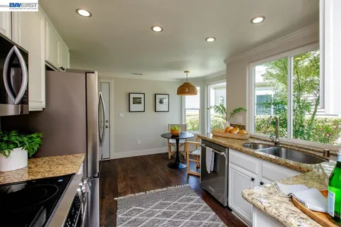 $795,000 | 31 Oak Park Drive, Alameda, CA 94502