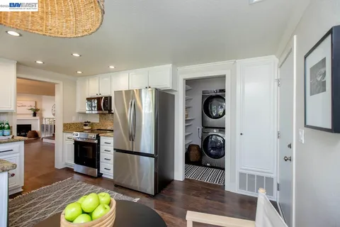 $795,000 | 31 Oak Park Drive, Alameda, CA 94502