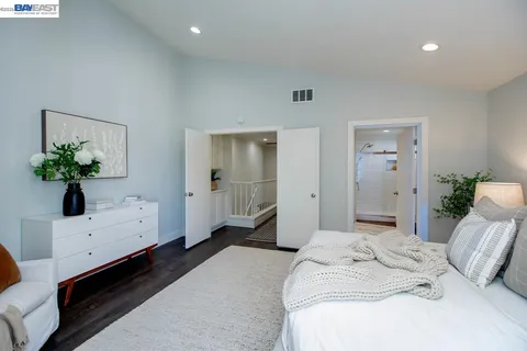 $795,000 | 31 Oak Park Drive, Alameda, CA 94502