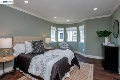 $795,000 | 31 Oak Park Drive, Alameda, CA 94502