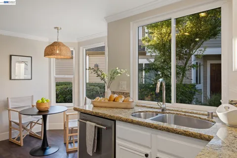 $795,000 | 31 Oak Park Drive, Alameda, CA 94502