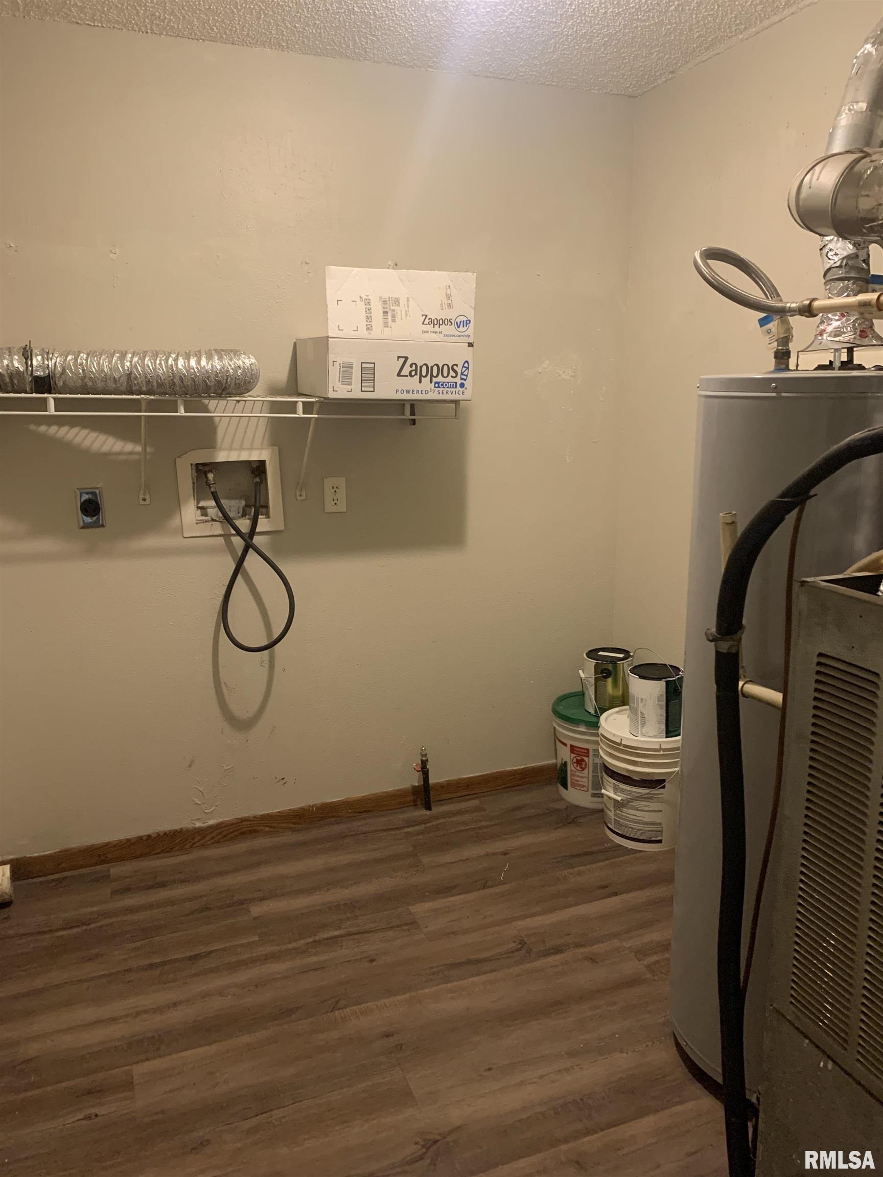 1813 Mitchell Street Pekin, IL 61554 - Photo 11 of 20