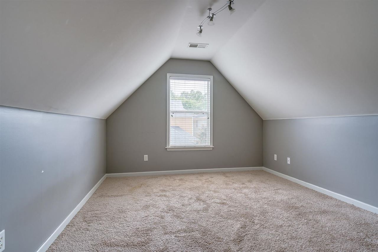 1448 Island Town Cove Memphis, TN 38103 - Photo 13 of 18 a view of empty room with window