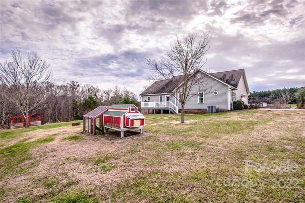 4908 Rifle Range Road Conover, NC 28613 - Photo 3 of 46 Gallery Image 3