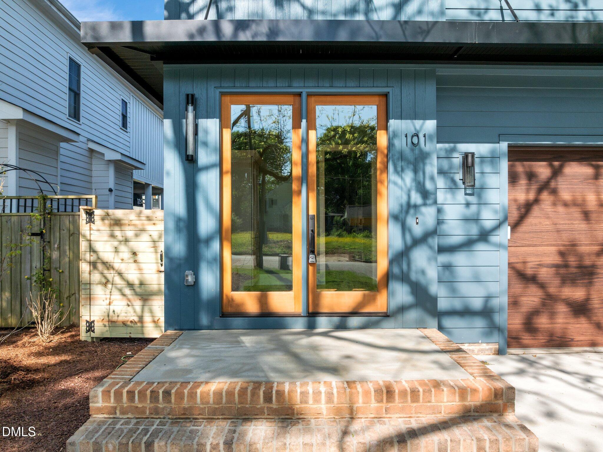 805 Tower Street, Unit 101 Raleigh, NC 27607 - Photo 3 of 38