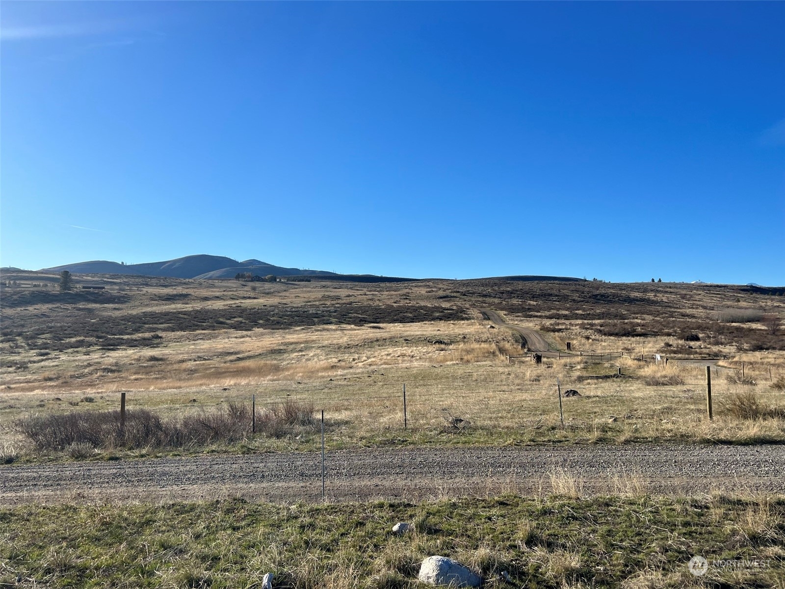 71 B Signal Hill Road Twisp, WA 98856 - Photo 5 of 34 Gallery Image 5