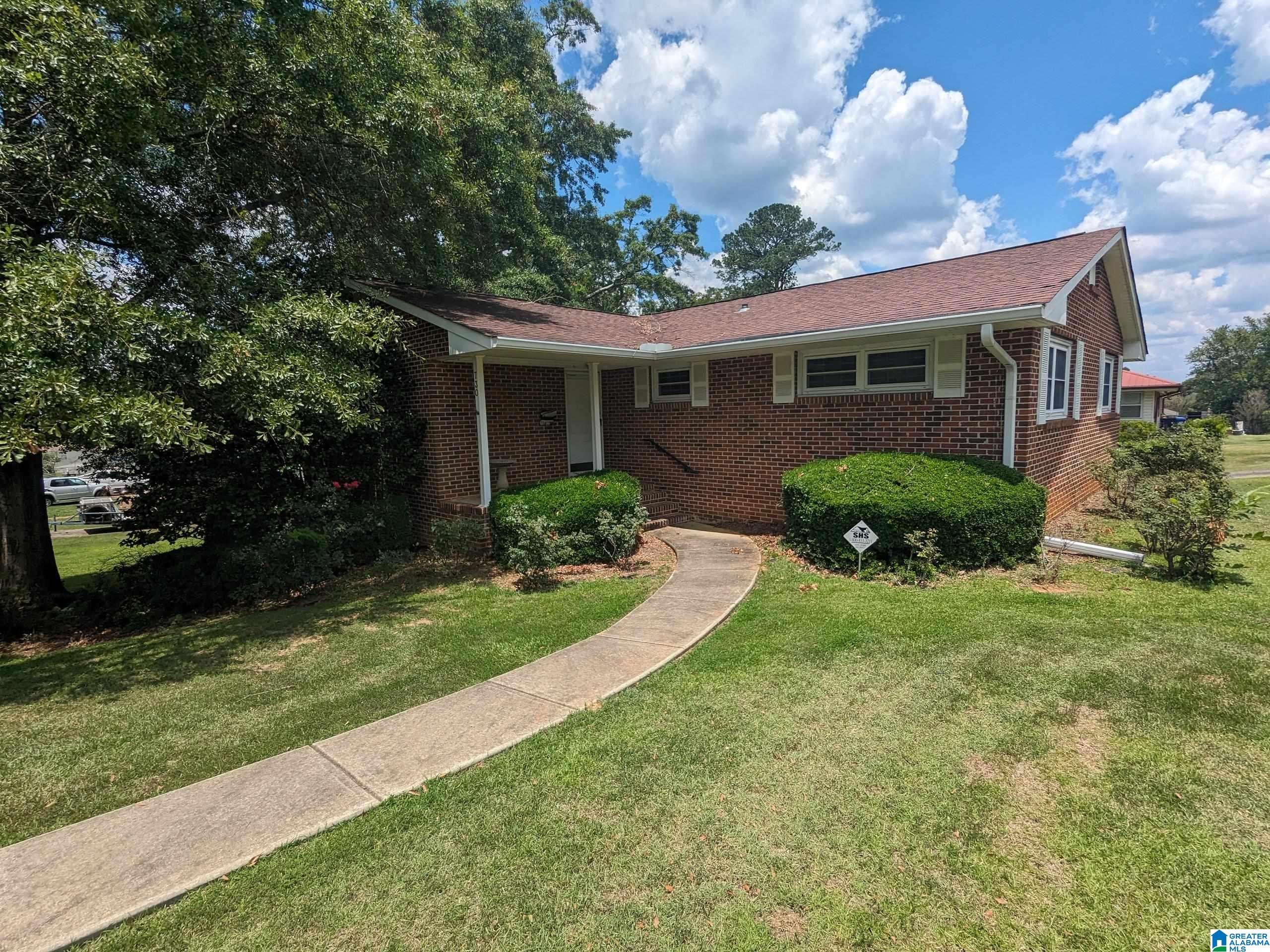 730 Glenwood Road Talladega, AL 35160 - Photo 4 of 21