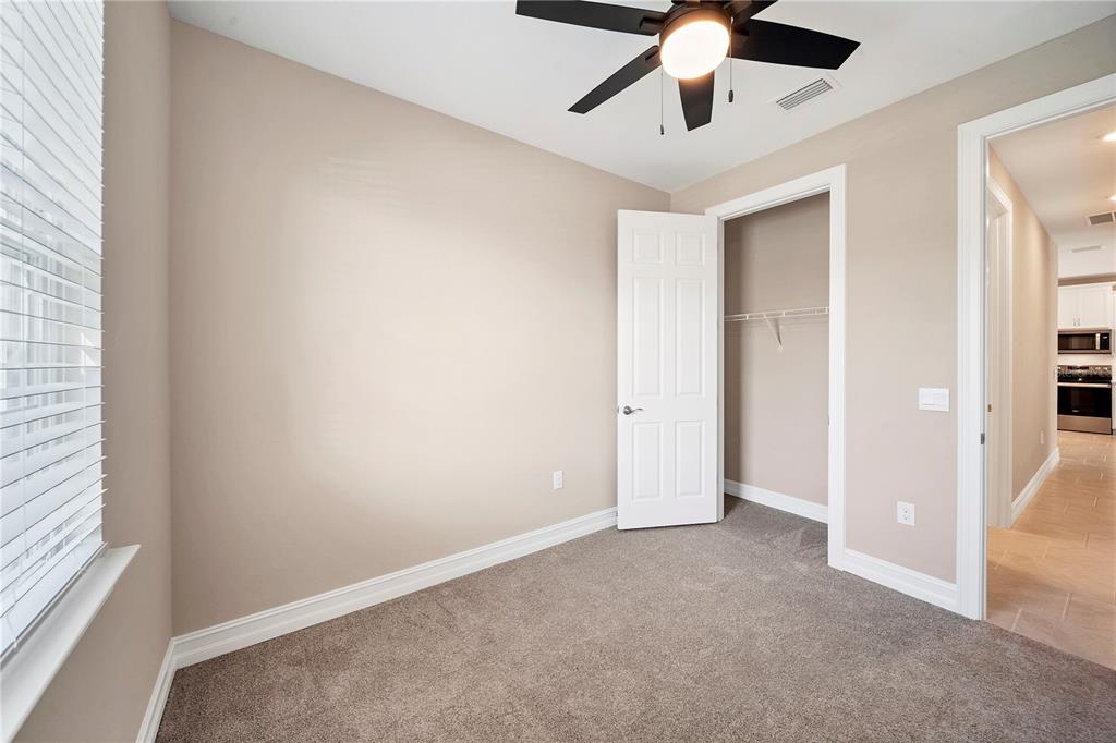 305 Ibiza Loop Venice, FL 34292 - Photo 22 of 45