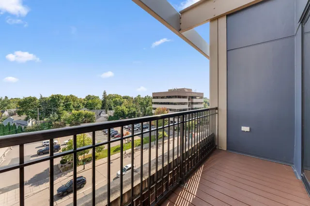 $290,000 | 4525 Park Commons Drive, Unit 518, St. Louis Park, MN 55416