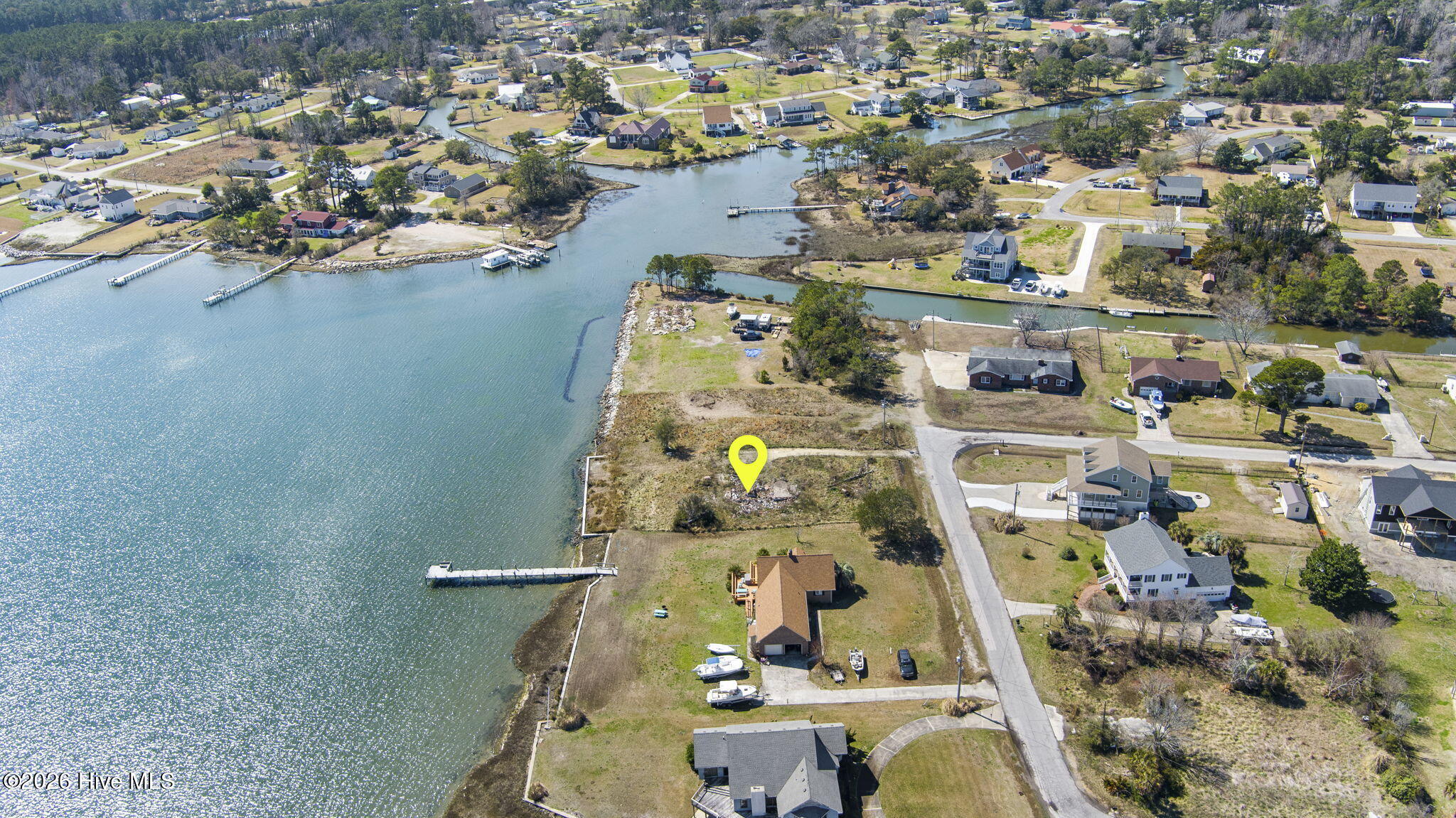 608 Bronna Road Beaufort, NC 28516 - Photo 7 of 18 7-web-or-mls-608BronnaSt-3-9-26-008
