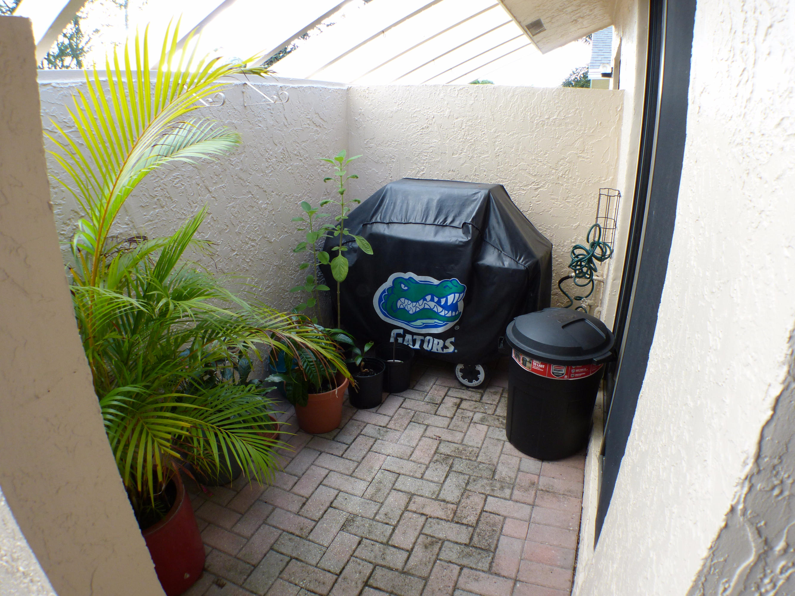 11003 Water Oak Manor Boca Raton, FL 33498 - Photo 2 of 28 P1080084
